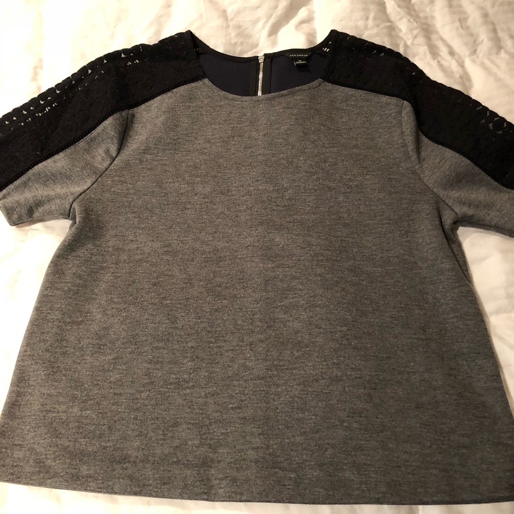 Women’s shirt top